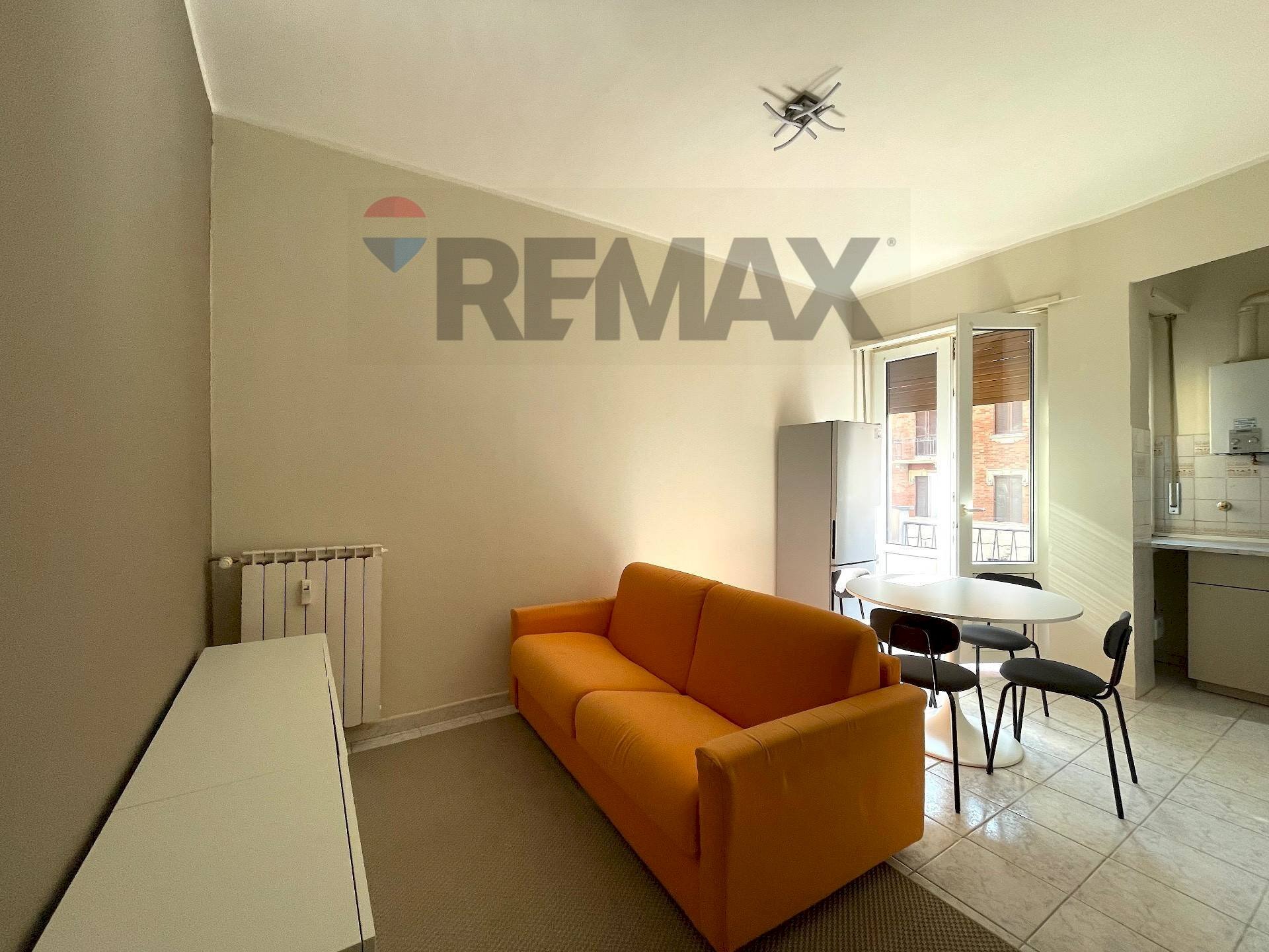 Sala da pranzo - Two-room apartment Corso Regio Parco
161, Torino - photo 2
