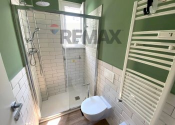 Bagno - Bilocale Via Birago
 
4, Milano - foto 15