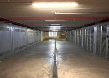 Parcheggio - Box Via Fra Cristoforo
 
4, Milano - foto 9
