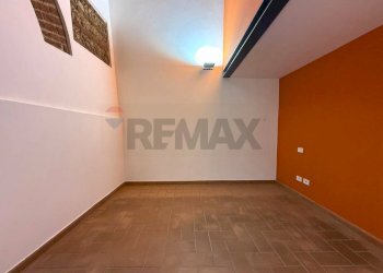 Stanza vuota - Two-room apartment Via Dante
121, Sesto San Giovanni - photo 14