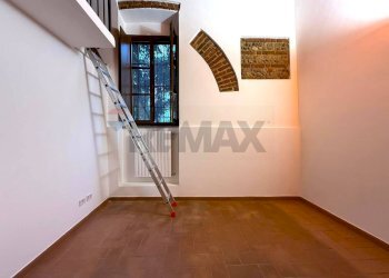 Stanza vuota - Two-room apartment Via Dante
121, Sesto San Giovanni - photo 19