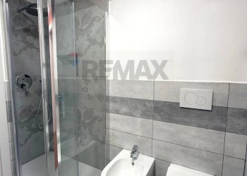 Bagno - Two-room apartment Via Dante
121, Sesto San Giovanni - photo 23