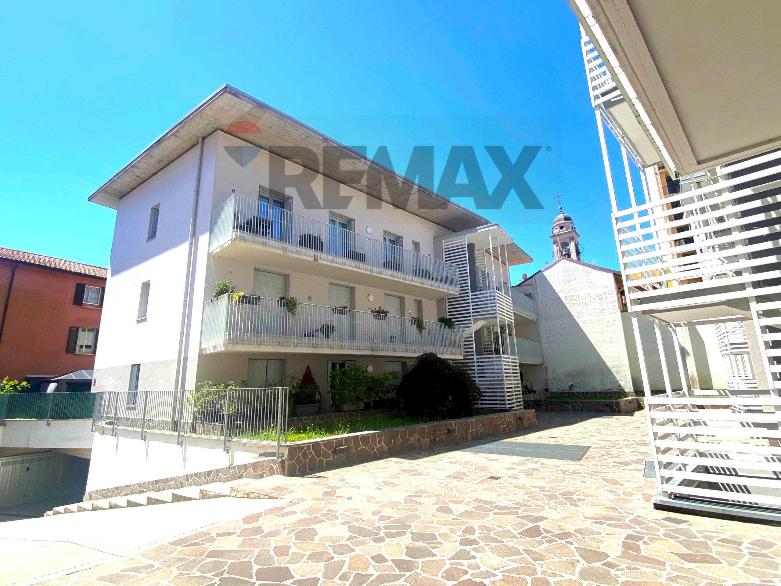 Edificio all\'aperto - Two-room apartment Via Sant'Ambrogio
 
10, Cinisello Balsamo - photo 1