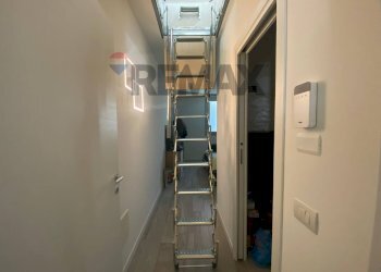 Hall / corridoio - Two-room apartment Via Sant'Ambrogio
10, Cinisello Balsamo - photo 15
