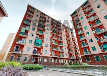 Edificio all\'aperto - Two-room apartment Via Dolomiti
11, Milano - photo 1
