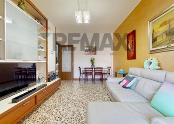 Sala da pranzo - Two-room apartment Via Dolomiti
11, Milano - photo 5
