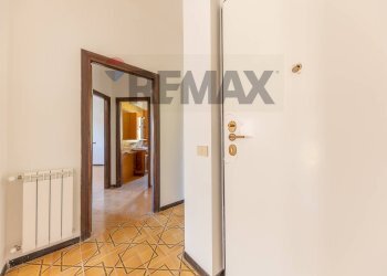Hall / corridoio - Trilocale VIA DELLE ATTINIE
 
50, Fiumicino - foto 25