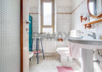 Bagno - Villa Via Goldoni
 
12, Cassano Magnago - photo 13