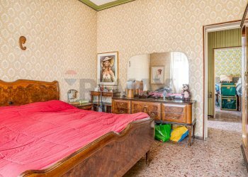 Camera / camera da letto - Villa Via Goldoni
 
12, Cassano Magnago - photo 15