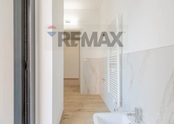 Bagno - Four-room apartment carlo cattaneo
 
22, Gallarate - photo 21