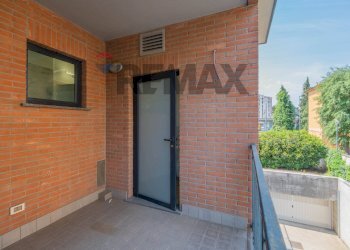 Balcone - Four-room apartment carlo cattaneo
 
22, Gallarate - photo 26