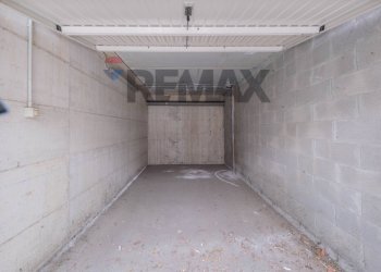 Parcheggio - Four-room apartment carlo cattaneo
 
22, Gallarate - photo 44