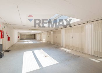 Parcheggio - Four-room apartment carlo cattaneo
 
22, Gallarate - photo 46