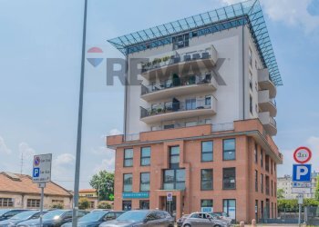 Edificio all\'aperto - Four-room apartment carlo cattaneo
 
22, Gallarate - photo 50