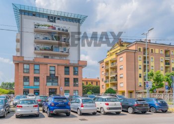 Edificio all\'aperto - Four-room apartment carlo cattaneo
 
22, Gallarate - photo 51