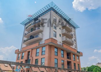 Edificio all\'aperto - Four-room apartment carlo cattaneo
 
22, Gallarate - photo 53