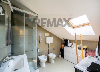 Bagno - Terraced Villa Strada Pilastrello
 
8, Parma - photo 40