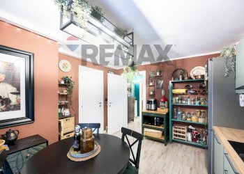 Sala da pranzo - Terraced Villa Strada Pilastrello
 
8, Parma - photo 53