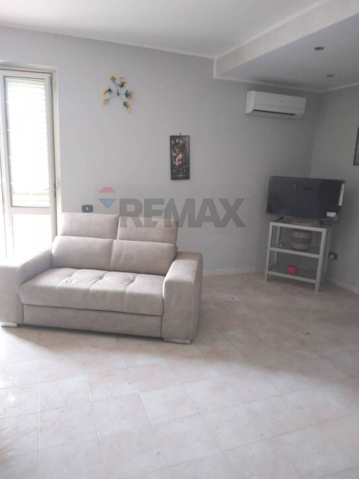 Soggiorno - Three-room apartment Via G Garibaldi
snc, Castelforte - photo 3
