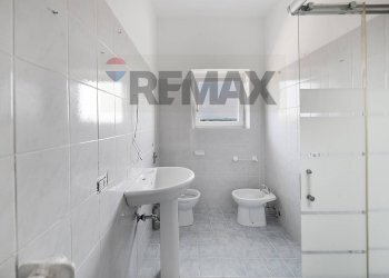 Bagno - Three-room apartment Via Lambro
 
17, Lesmo - photo 20