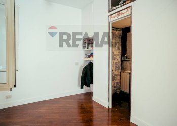 Stanza vuota - One-room apartment Via Dei Monti Di Primavalle
207, Roma - photo 8
