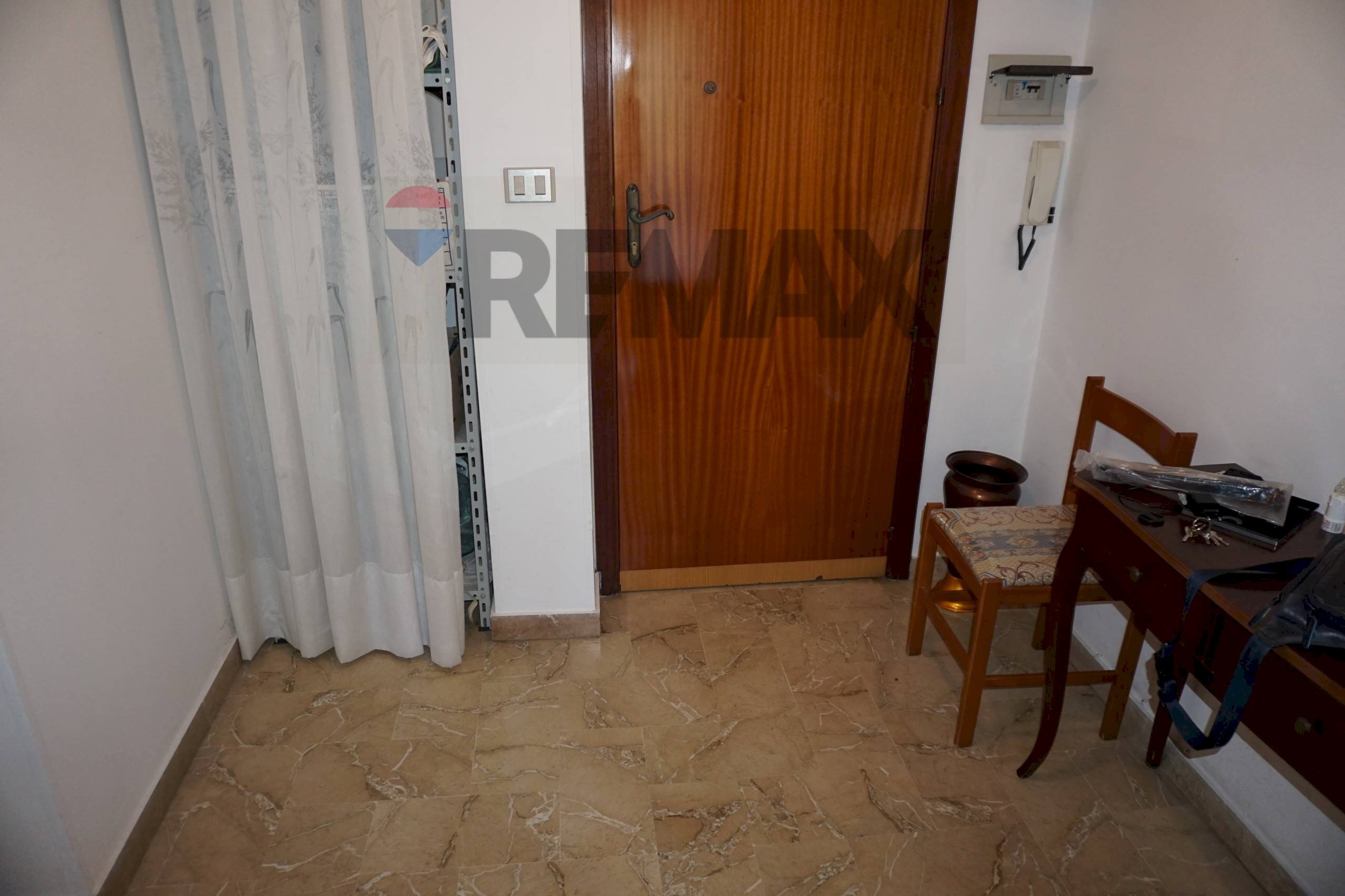 Hall / corridoio - Four-room apartment VIA VINCENZO PICARDI
25, Ragusa - photo 2