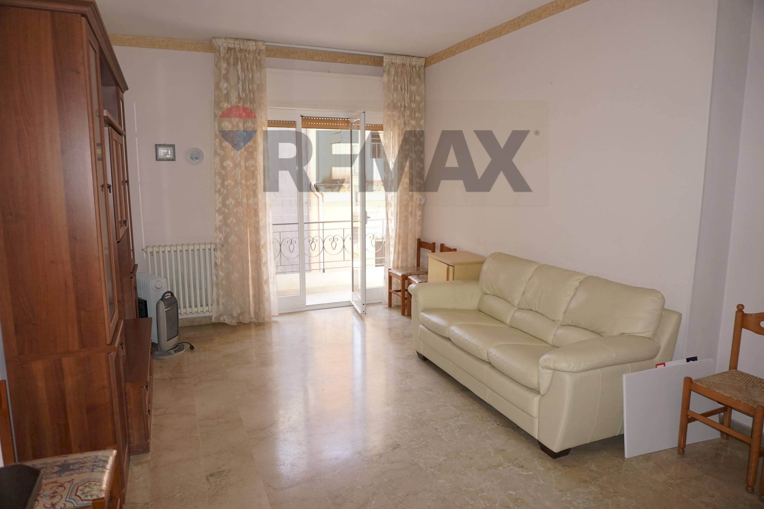 Soggiorno - Four-room apartment VIA VINCENZO PICARDI
 
25, Ragusa - photo 1