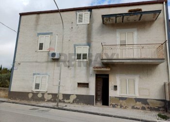 prospetto palazzina - Casa indipendente Via La Loggia
 
87, Aragona - foto 2