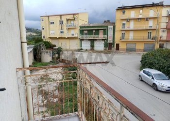 Balcone - Casa indipendente Via La Loggia
 
87, Aragona - foto 31