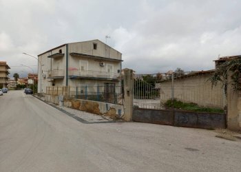 Edificio all\'aperto - Casa indipendente Via La Loggia
 
87, Aragona - foto 34