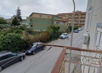 Vista sulla strada - Casa indipendente Via La Loggia
 
87, Aragona - foto 35