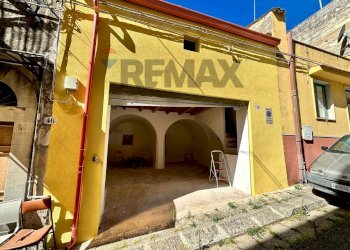 Casa all\'aperto - Box Via Nino Oxilia
 
48, Ragusa - photo 1
