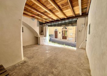 Stanza vuota - Box Via Nino Oxilia
 
48, Ragusa - photo 9