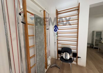 Hall / corridoio - Commercial Premises Via Caravaggio
 
18, Comiso - photo 11