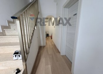 Scale - Commercial Premises Via Caravaggio
 
18, Comiso - photo 15