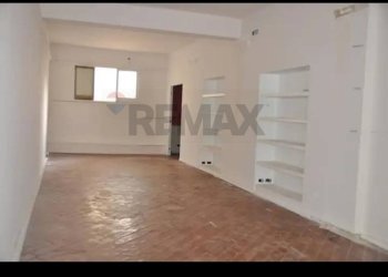 Stanza vuota - Box via martiri della libertà
 
12, Ragusa - photo 2