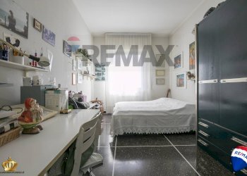 Camera / camera da letto - Appartamento VIA S. MORO
 
121, Genova - foto 38
