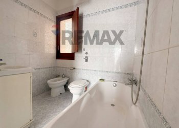 Bagno - Three-room apartment Via Custonaci
 
22, Trapani - photo 20