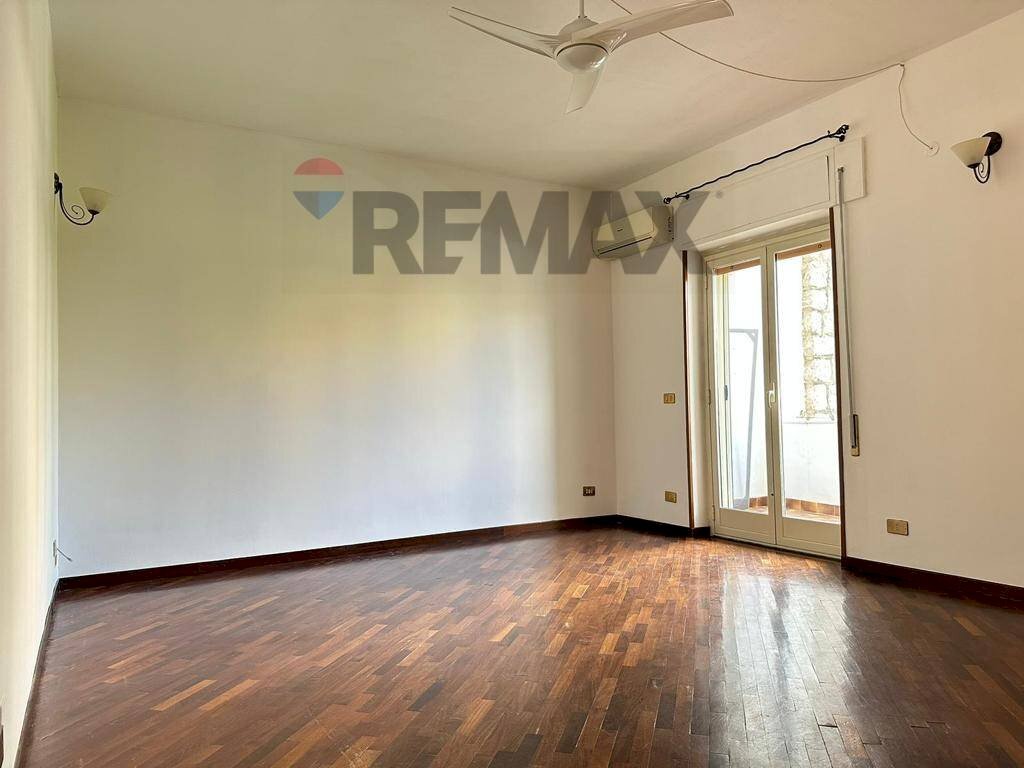 Stanza vuota - Trilocale Via Rinaldo Montuoro
16, Palermo - foto 3