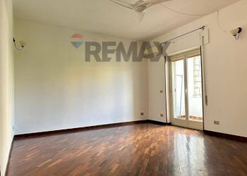 Stanza vuota - Appartamento Via Rinaldo Montuoro
 
16, Palermo - foto 3