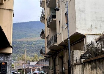 Foto 1 - Magazzino Via Gramsci, Nocera Inferiore - foto 1
