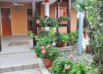 Foto 1 - Villa Villaggio acque chiare
 
snc, Brindisi - foto 1