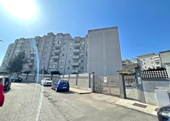 Foto 1 - Trilocale Via Roberto Melli
 
9, Brindisi - foto 1