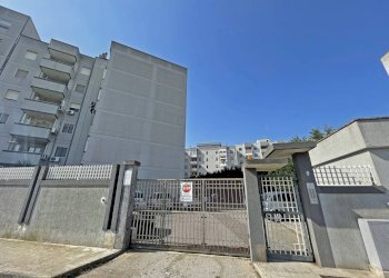 Foto 2 - Trilocale Via Roberto Melli
 
9, Brindisi - foto 2