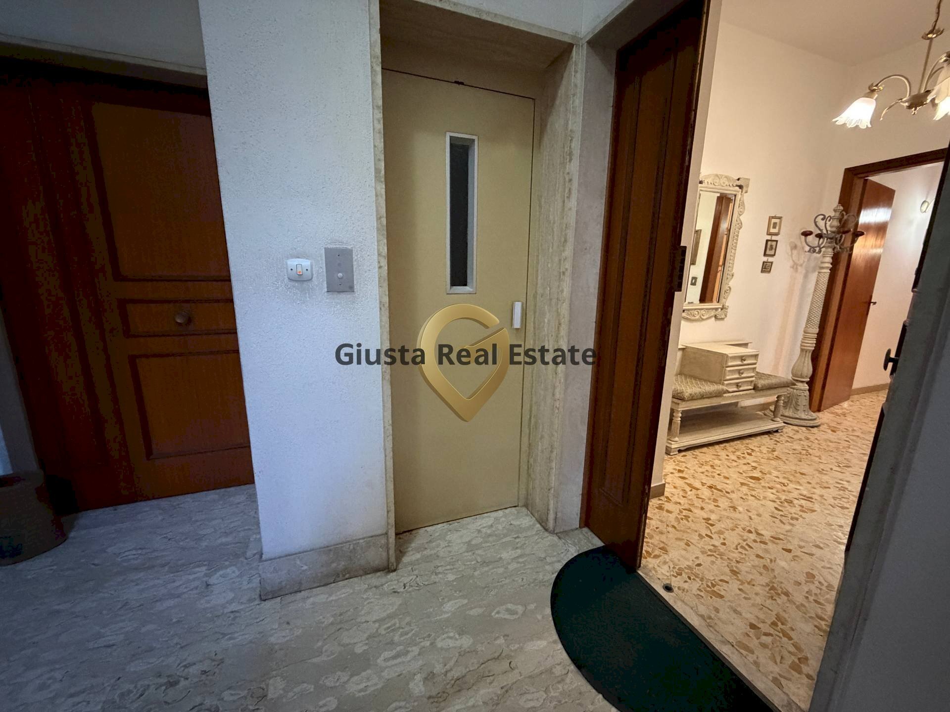 Foto 3 - Trilocale Via Bezzecca
 
10, Brindisi - foto 3