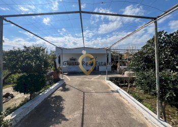 Foto 4 - Villa Contrada Pacchiano-Capinere
 
850, Latiano - photo 4