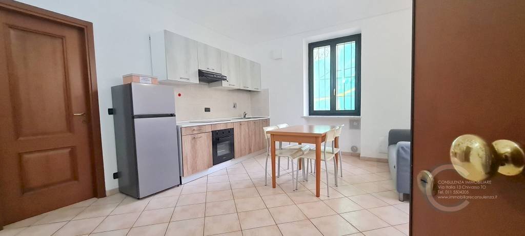 Soggiorno - Appartamento via Siccardi, 16, Chivasso - foto 3