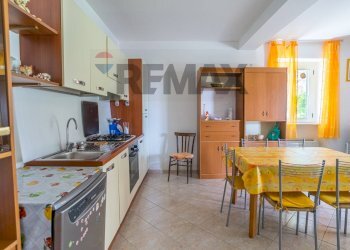 Cucina - Casa indipendente Contrada Cese, Casalanguida - foto 9