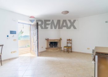 Soggiorno - Casa indipendente Contrada Cese, Casalanguida - foto 27