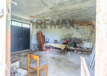 Stanza vuota - Casa indipendente Contrada Cese, Casalanguida - foto 42